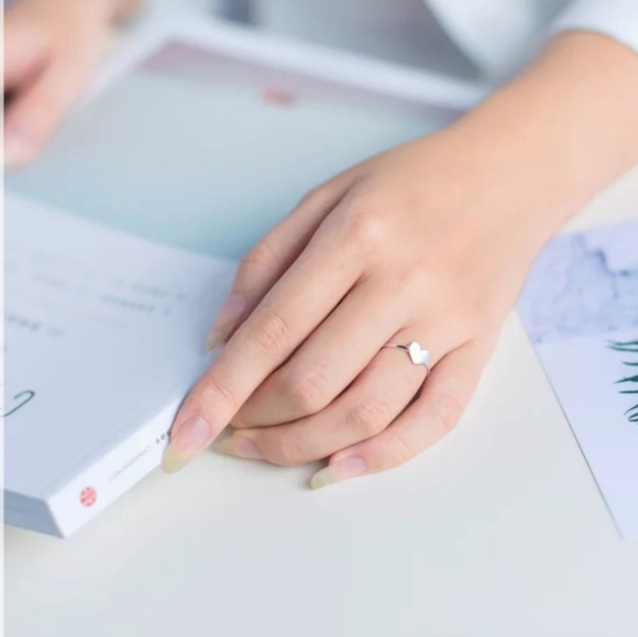 Beautiful 925 sterling silver Love heart ring! - Picture 3 of 4